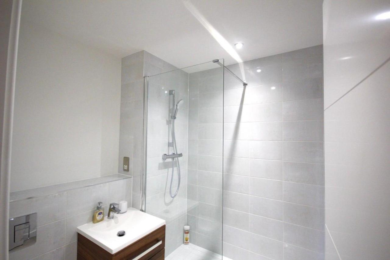 Modern 2 Bed Apartment With Central Location Birmingham Luaran gambar